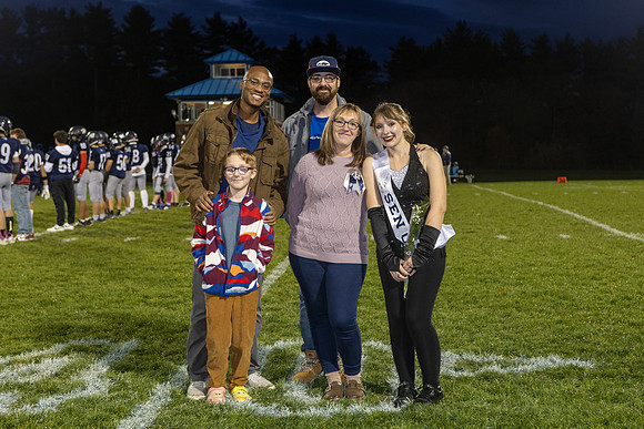 MV Senior Night Oct 2025-108