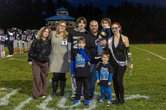 MV Senior Night Oct 2025-106
