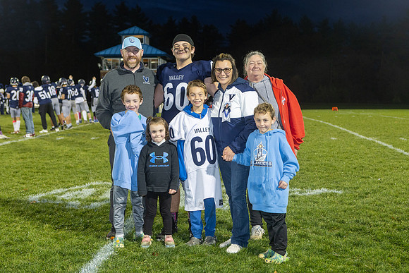 MV Senior Night Oct 2025-128