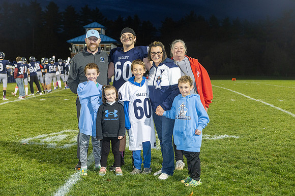MV Senior Night Oct 2025-127