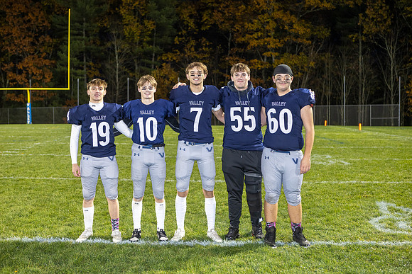 MV Senior Night Oct 2025-147