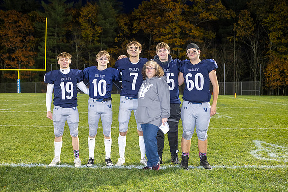 MV Senior Night Oct 2025-150