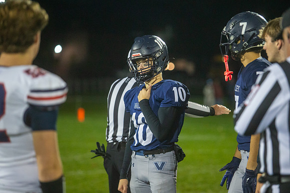 MV Senior Night Oct 2025-199