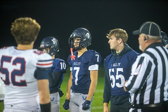 MV Senior Night Oct 2025-198