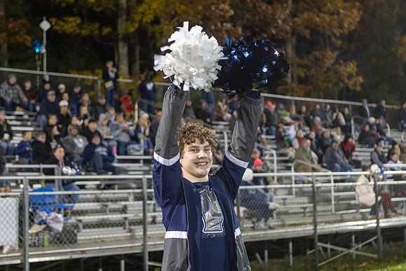 MV Senior Night Oct 2025-208