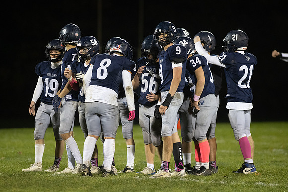 MV Senior Night Oct 2025-248