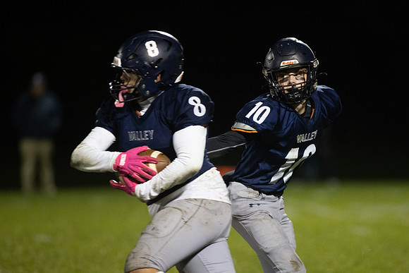 MV Senior Night Oct 2025-255